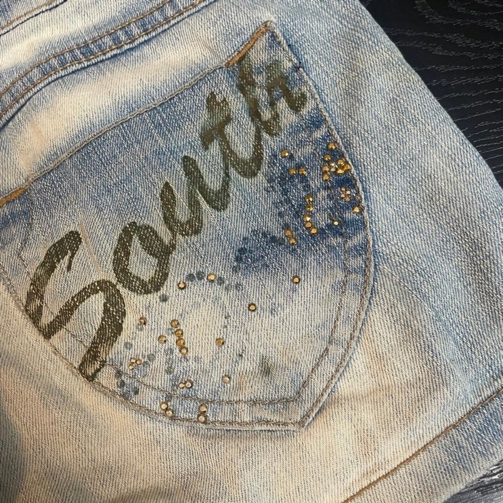 Southpole Womens‎ Light Wash Denim Shorts Heart Pockets Rhinestone Size 3 Y2K - Picture 3 of 4